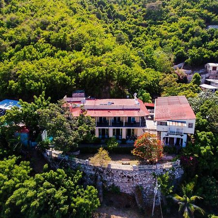 Отель Habitation Des Lauriers Кап-Аитьен Экстерьер фото